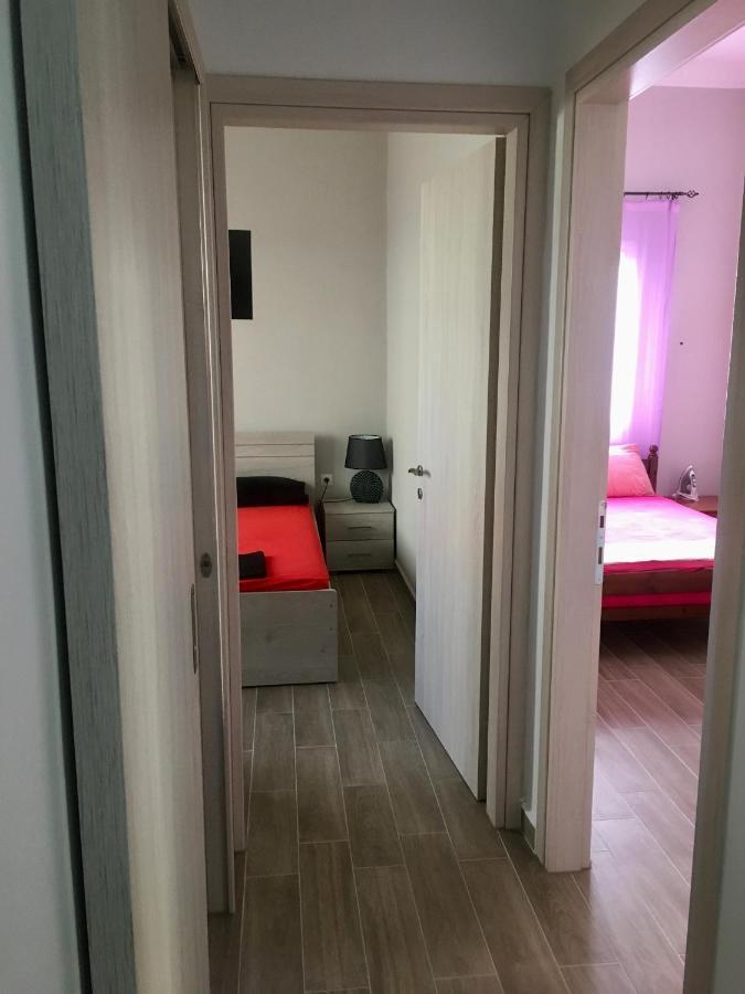 Modern & Comfortable House In The City Center Ермополи Екстериор снимка