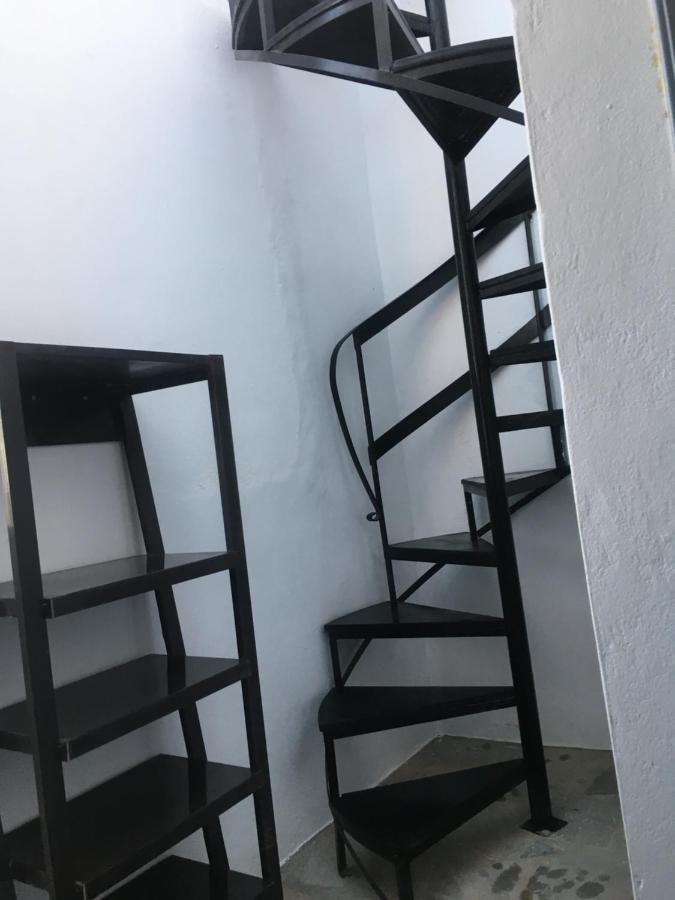 Modern & Comfortable House In The City Center Ермополи Екстериор снимка
